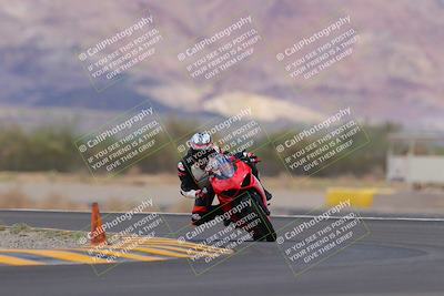 media/Sep-11-2022-SoCal Trackdays (Sun) [[81b7e951af]]/Turn 14 (1130am)/